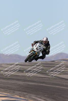 media/Dec-07-2025-CVMA (Sun) [[3e7d2de5dc]]/Race 7-Formula Lightweight Twins Shootout/